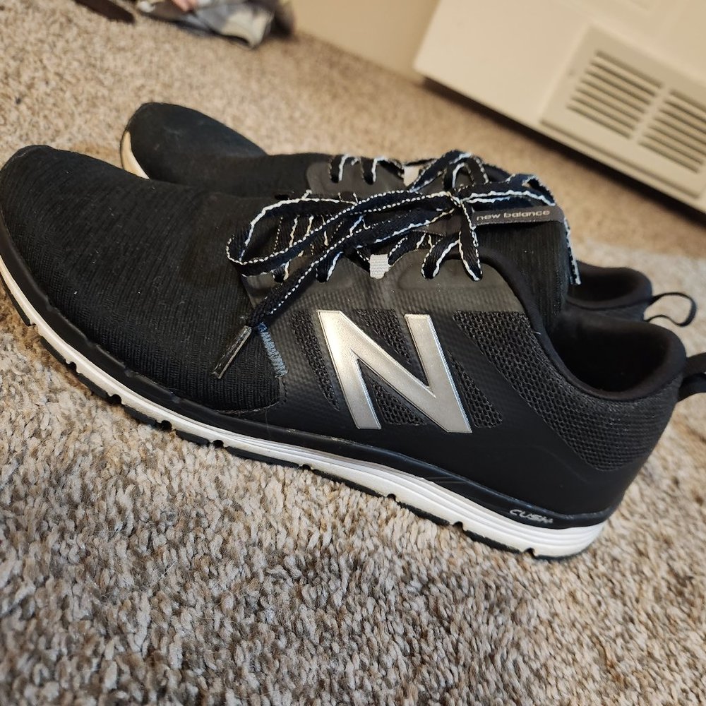 Womens new balance tennis shoes